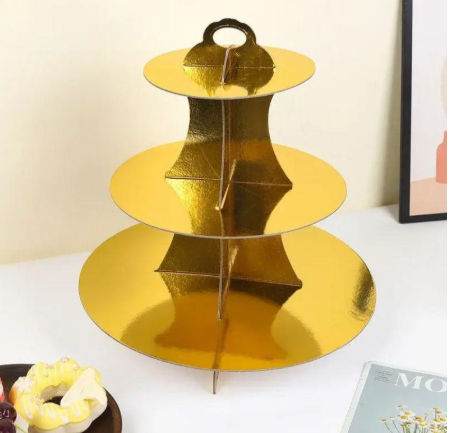 Soporte para cupcakes tres pisos dorado - 1301-1