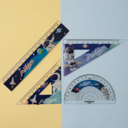 Astronauta kit geométrico